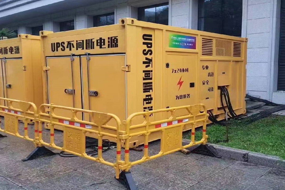 封丘发电机租赁施工现场